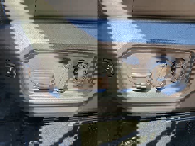 Used 2024 Toyota Sequoia Platinum image 18