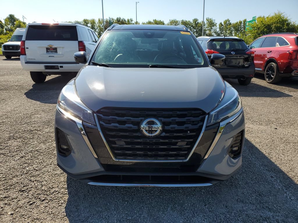 Used 2021 Nissan Kicks SR w/ SR Premium Package FWD image 16