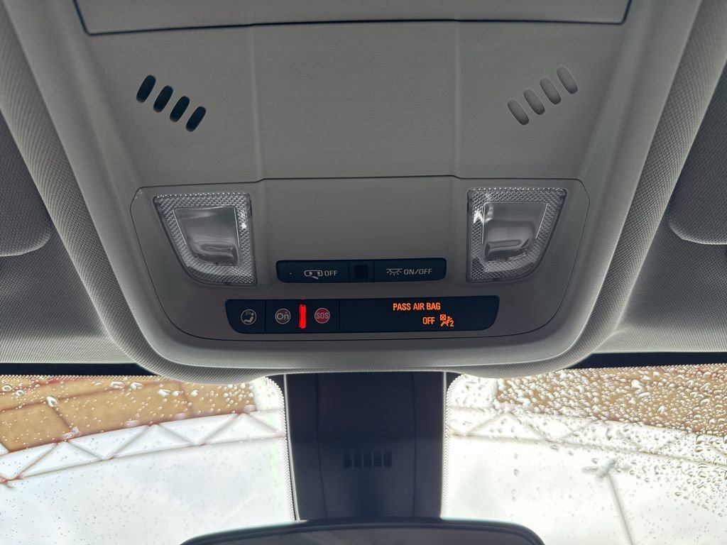 Used 2024 Chevrolet Equinox LT image 17