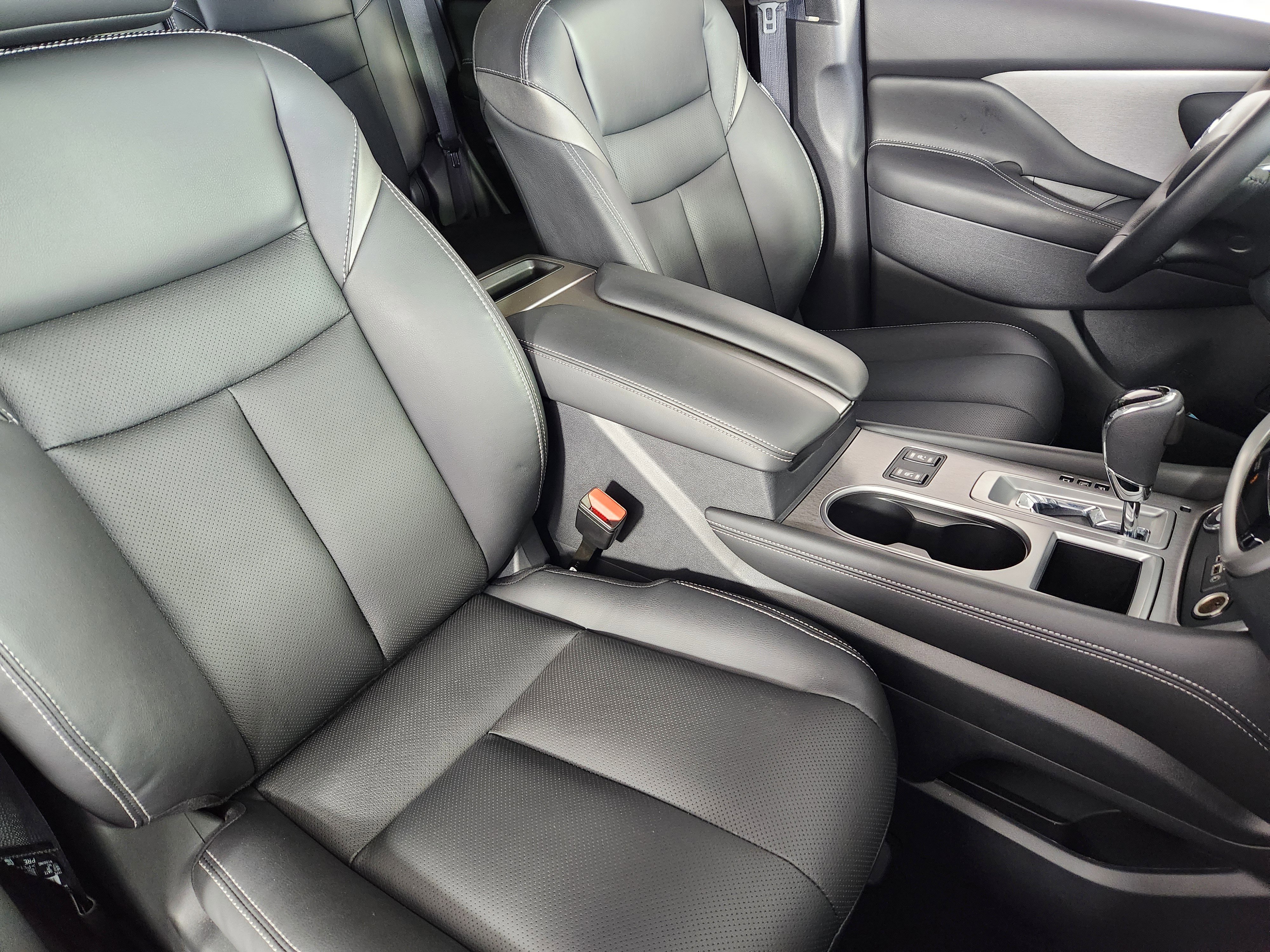 Used 2020 Nissan Murano SL image 10