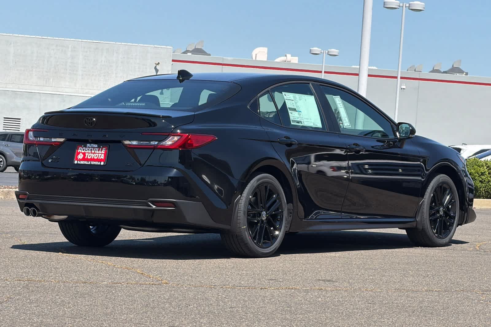 New 2026 Toyota Camry SE AWD/4WD image 2