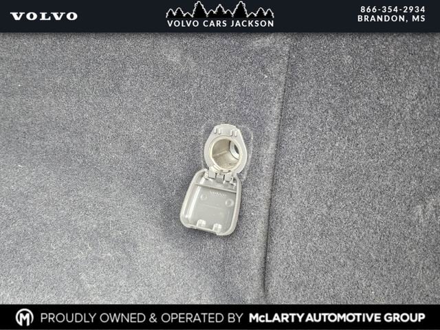 Used 2017 Volvo XC60 T5 Inscription w/ Advanced Package image 29