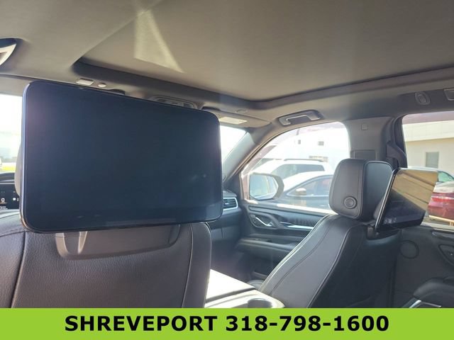 Used 2022 GMC Yukon Denali w/ Denali Ultimate Package AWD/4WD image 36