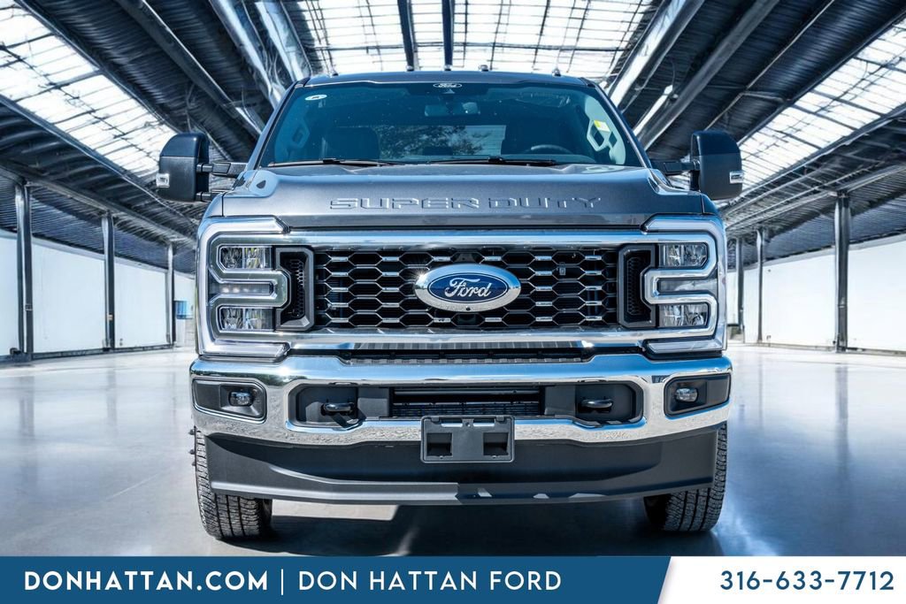 New 2026 Ford F350 Lariat w/ FX4 Off-Road Package AWD/4WD image 37