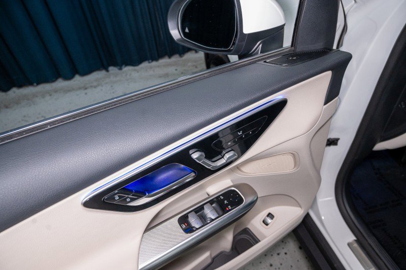 Certified 2026 Mercedes-Benz GLC 300 4MATIC image 11