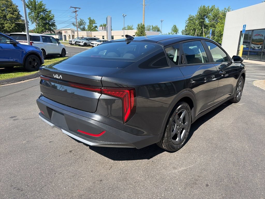 New 2026 Kia K4 FWD image 8