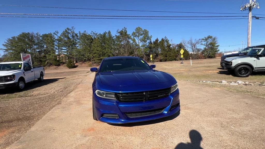 Used 2020 Dodge Charger SXT w/ Leather Interior Group RWD image 9