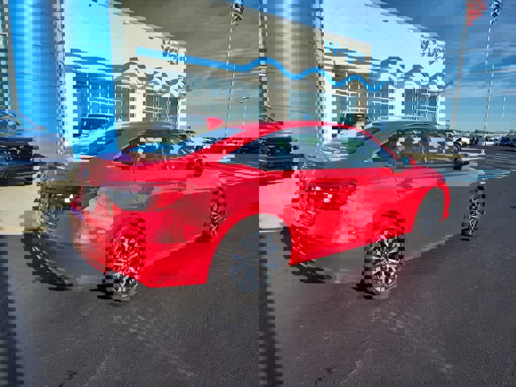 Used 2022 Honda Civic EX image 2