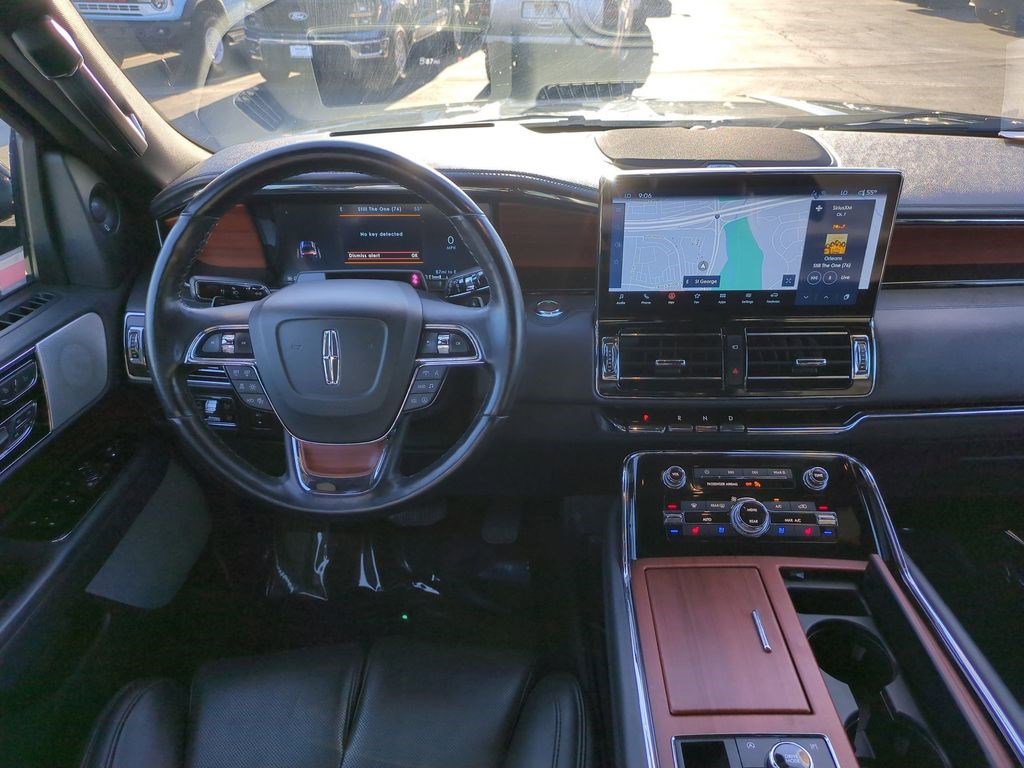 Used 2024 Lincoln Navigator Reserve AWD/4WD image 28
