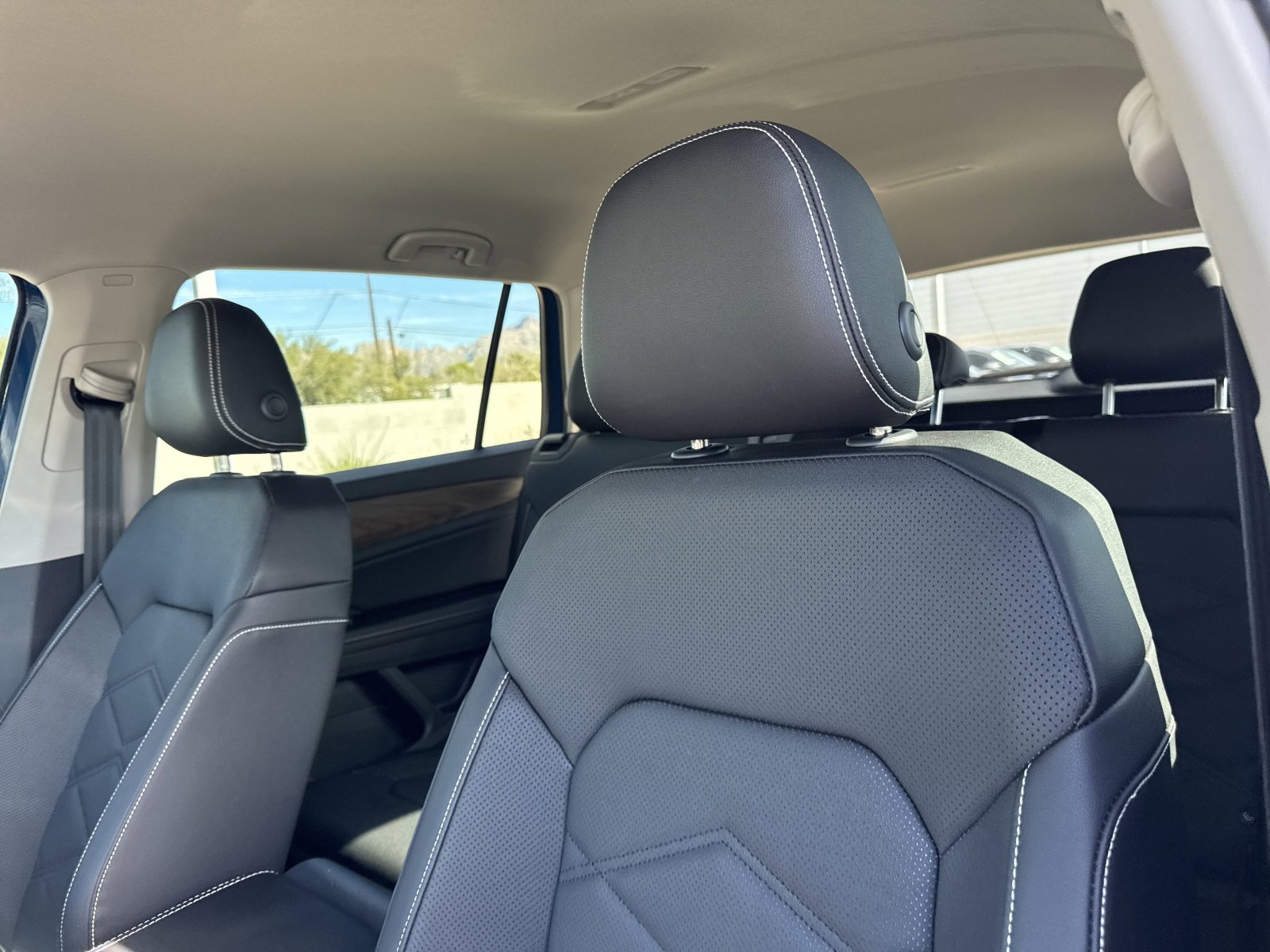 New 2026 Volkswagen Atlas SE image 16