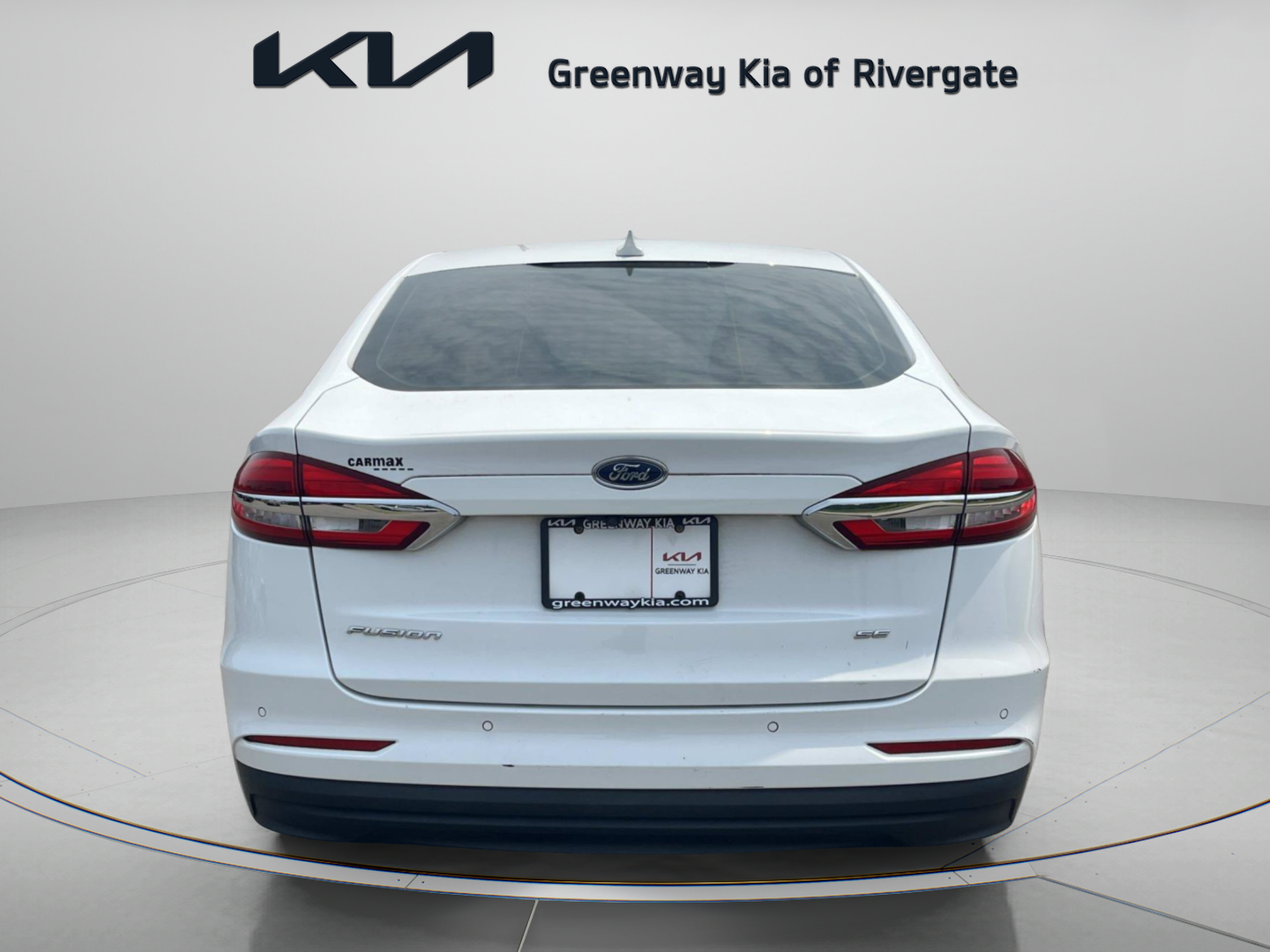 Used 2019 Ford Fusion SE FWD image 6
