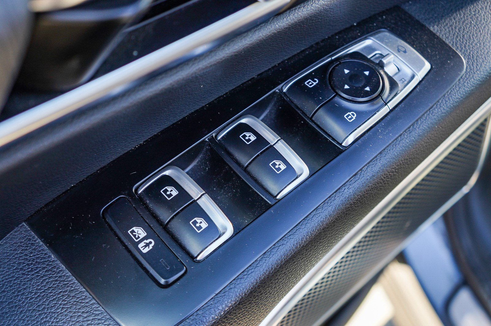 Used 2024 Kia Telluride SX Prestige AWD/4WD image 21