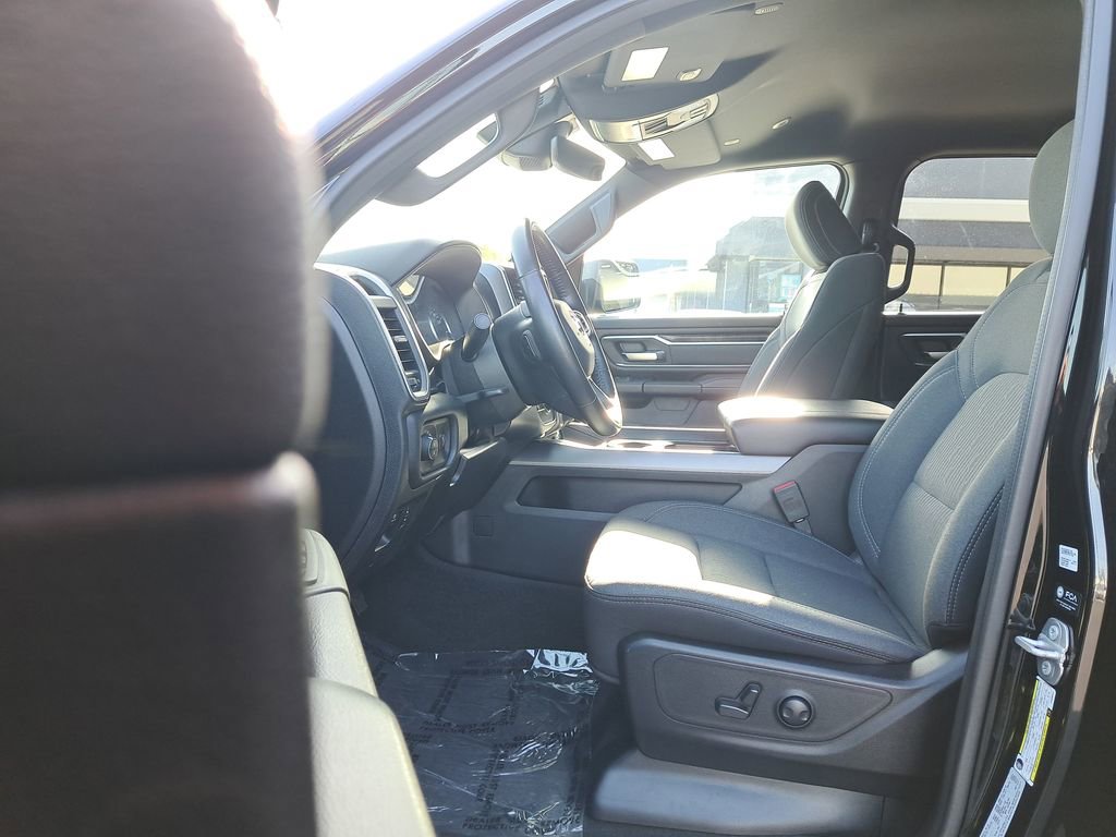 Used 2022 RAM 1500 Big Horn w/ Night Edition RWD image 11