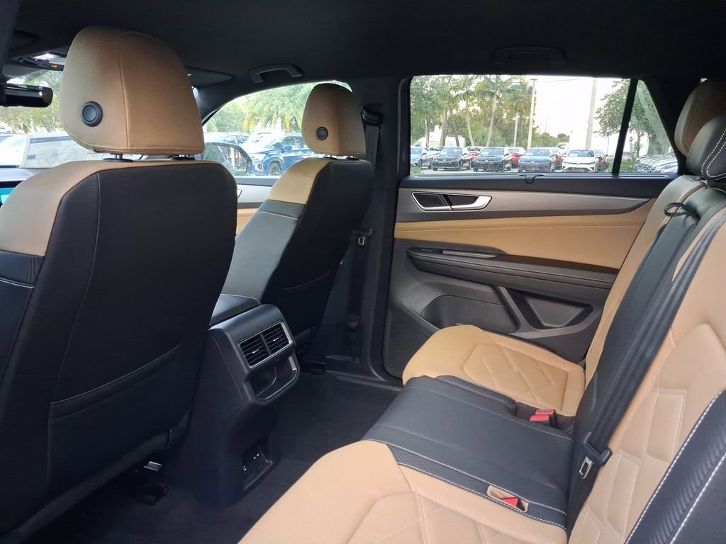 New 2026 Volkswagen Atlas Cross Sport SE image 5
