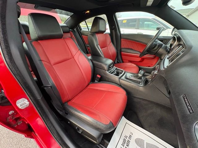 Used 2016 Dodge Charger SXT w/ AWD Plus Group image 30