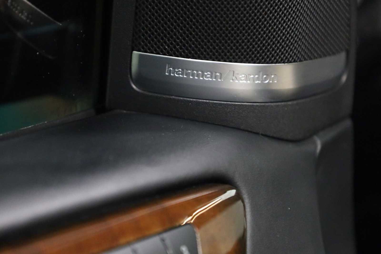 Used 2014 Mercedes-Benz ML 63 AMG 4MATIC image 17