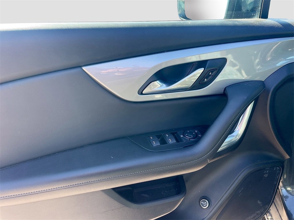 Used 2020 Chevrolet Blazer LT image 9