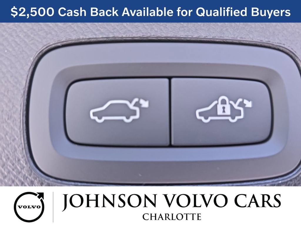 New 2026 Volvo XC90 B6 Ultra w/ Protection Package image 15