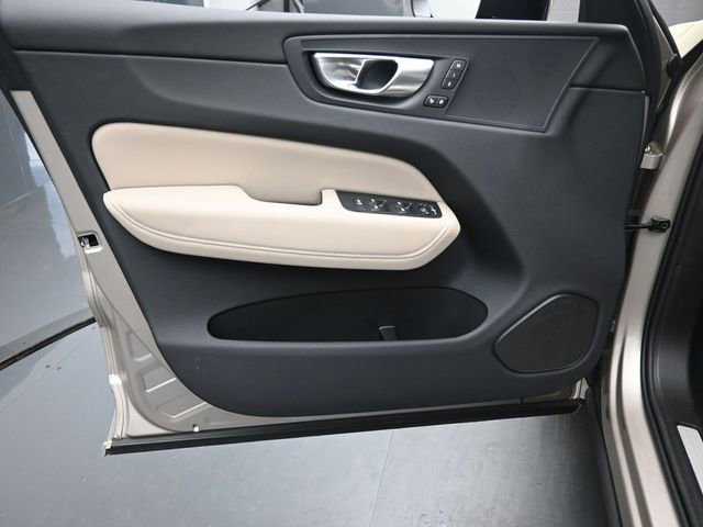 Used 2026 Volvo XC60 B5 Plus w/ Protection Package Premier image 20