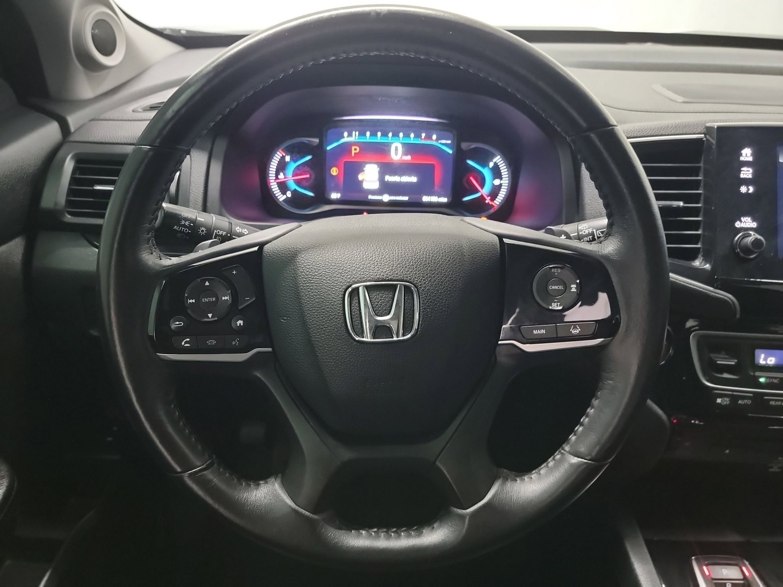 Certified 2022 Honda Pilot Touring image 17