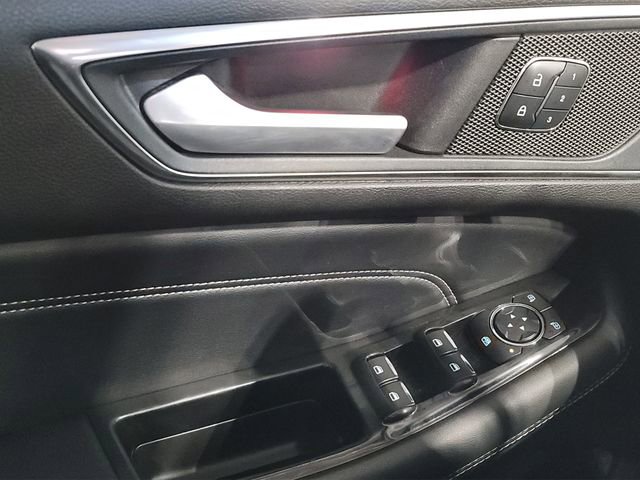 Used 2018 Ford Edge Titanium w/ Canadian Touring Package AWD/4WD image 18