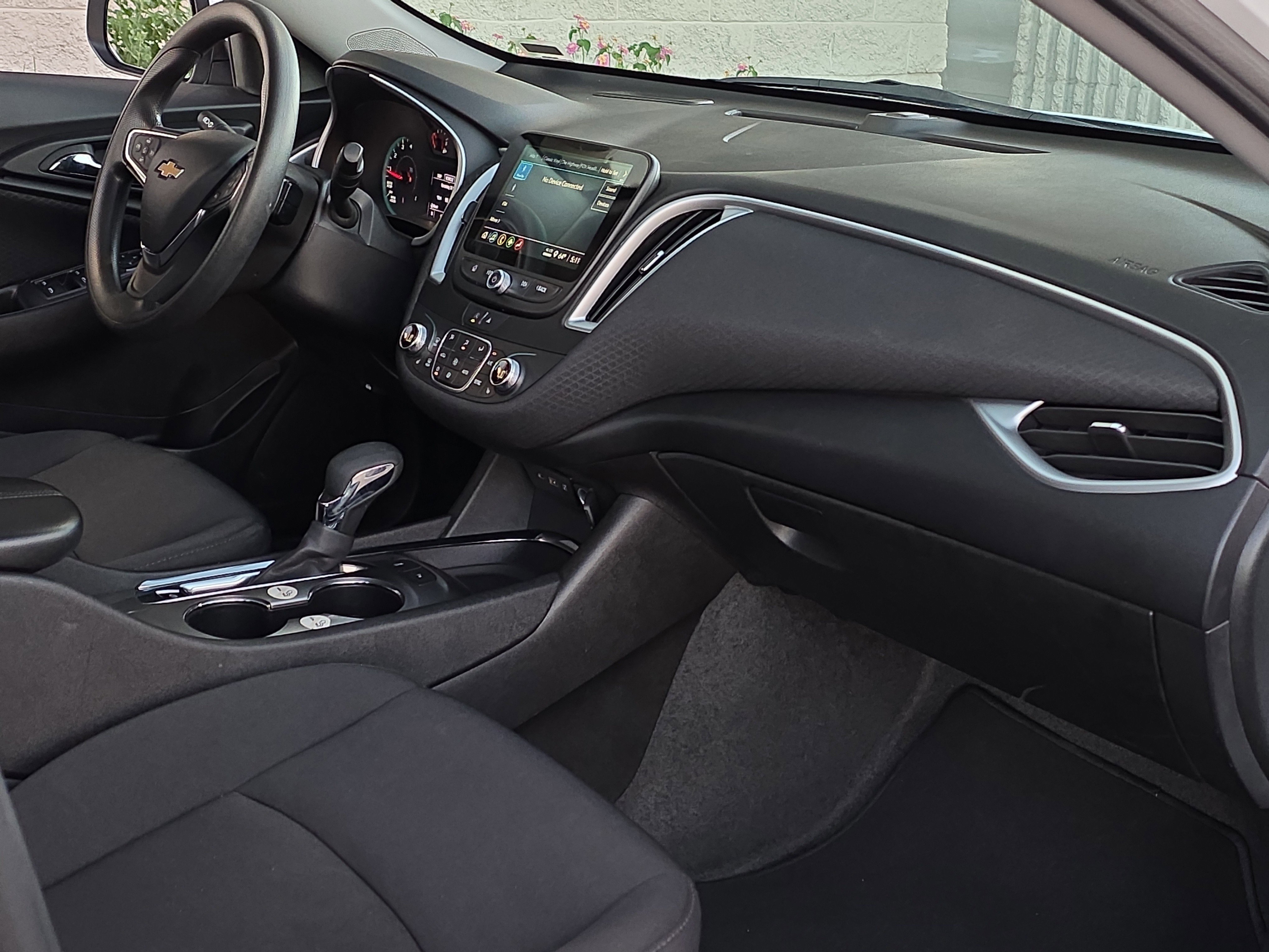 Used 2024 Chevrolet Malibu LT image 29