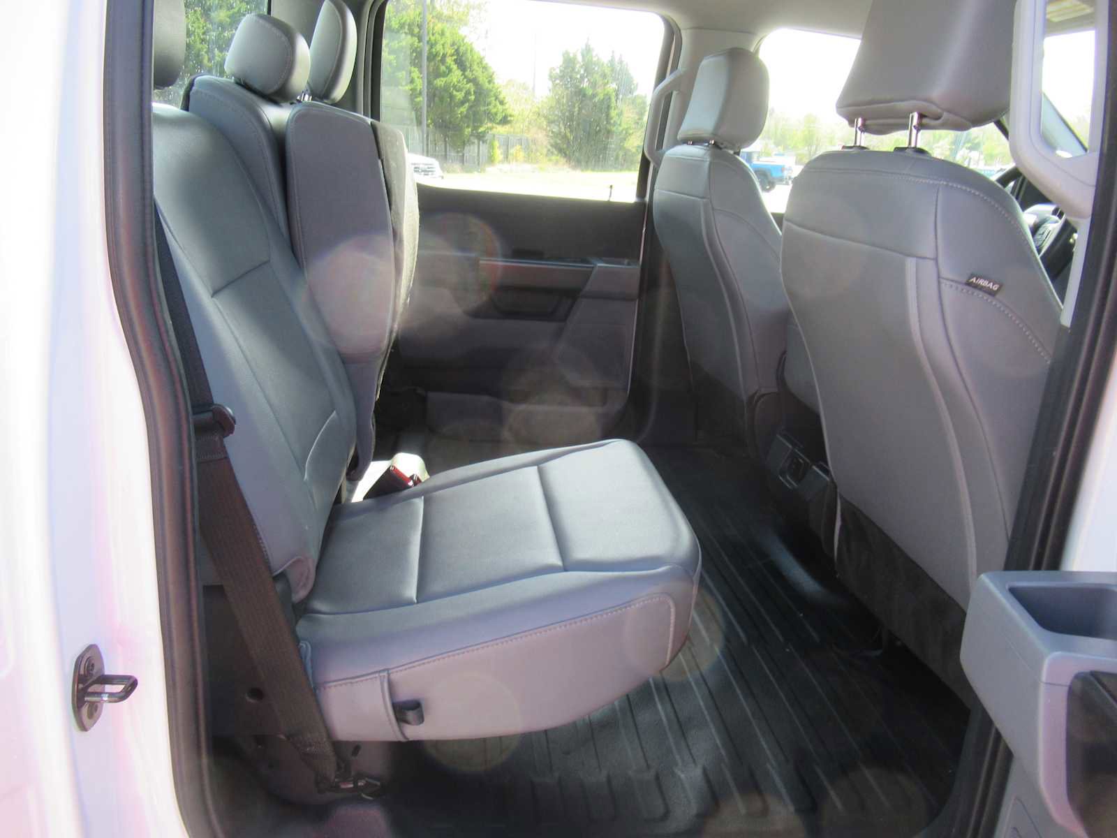 Used 2022 Ford F150 XL w/ Trailer Tow Package image 17