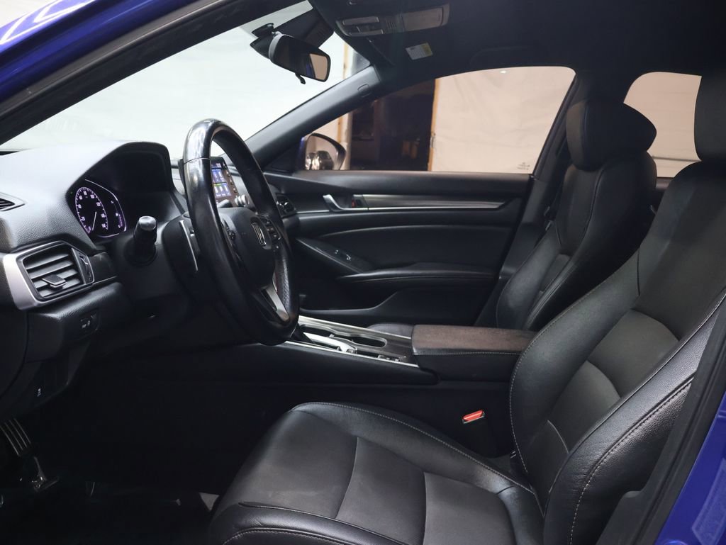 Used 2019 Honda Accord Sport image 17