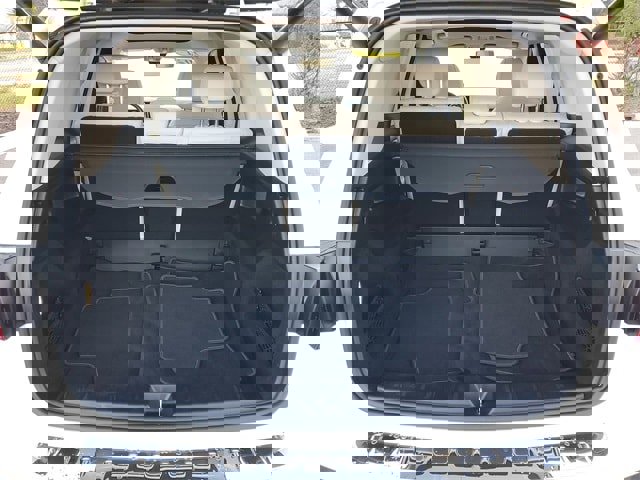 Used 2021 Mercedes-Benz GLB 250 4MATIC image 8