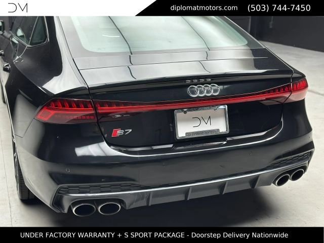 Used 2023 Audi S7 Premium Plus w/ Premium Plus Package AWD/4WD image 16
