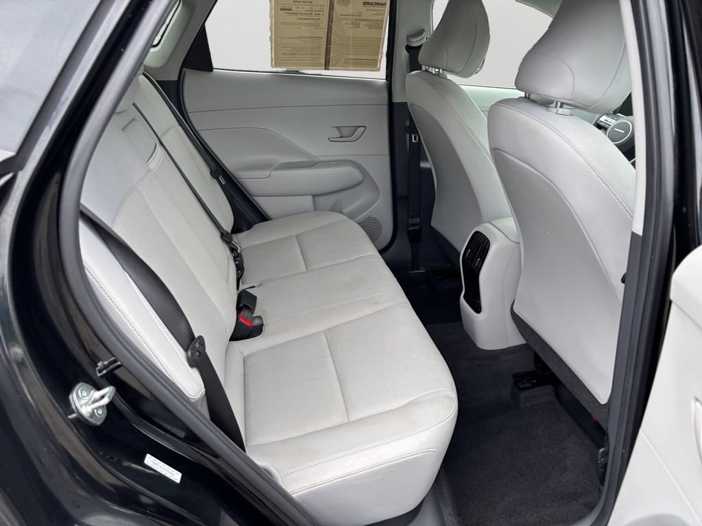 Used 2024 Hyundai Kona SEL FWD image 13