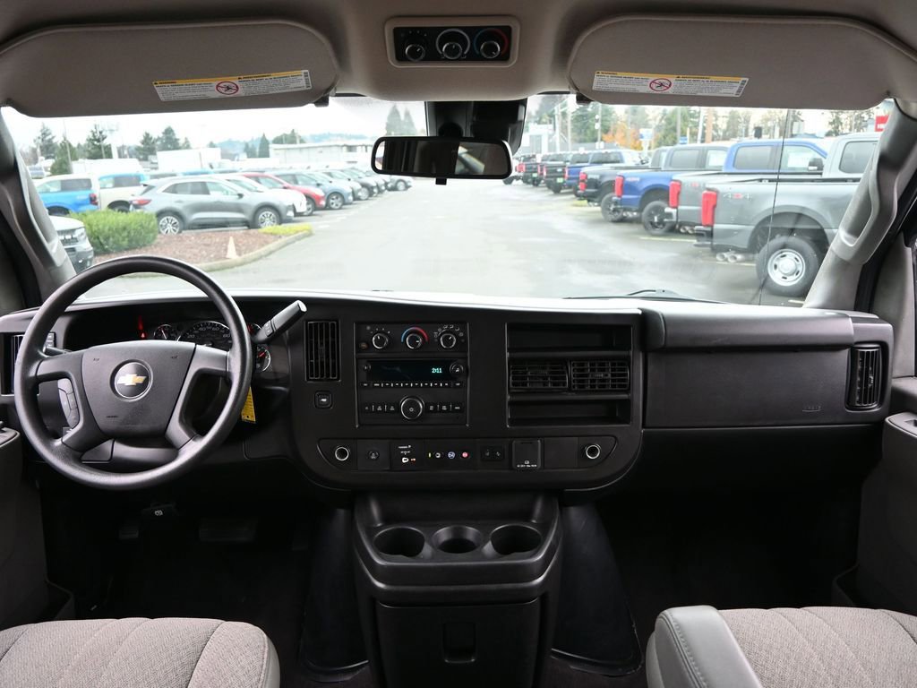 Used 2020 Chevrolet Express 3500 LT w/ LT Preferred Equipment Group image 21