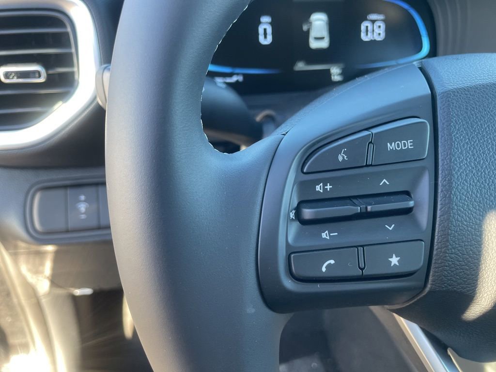 New 2026 Hyundai Venue SEL image 19