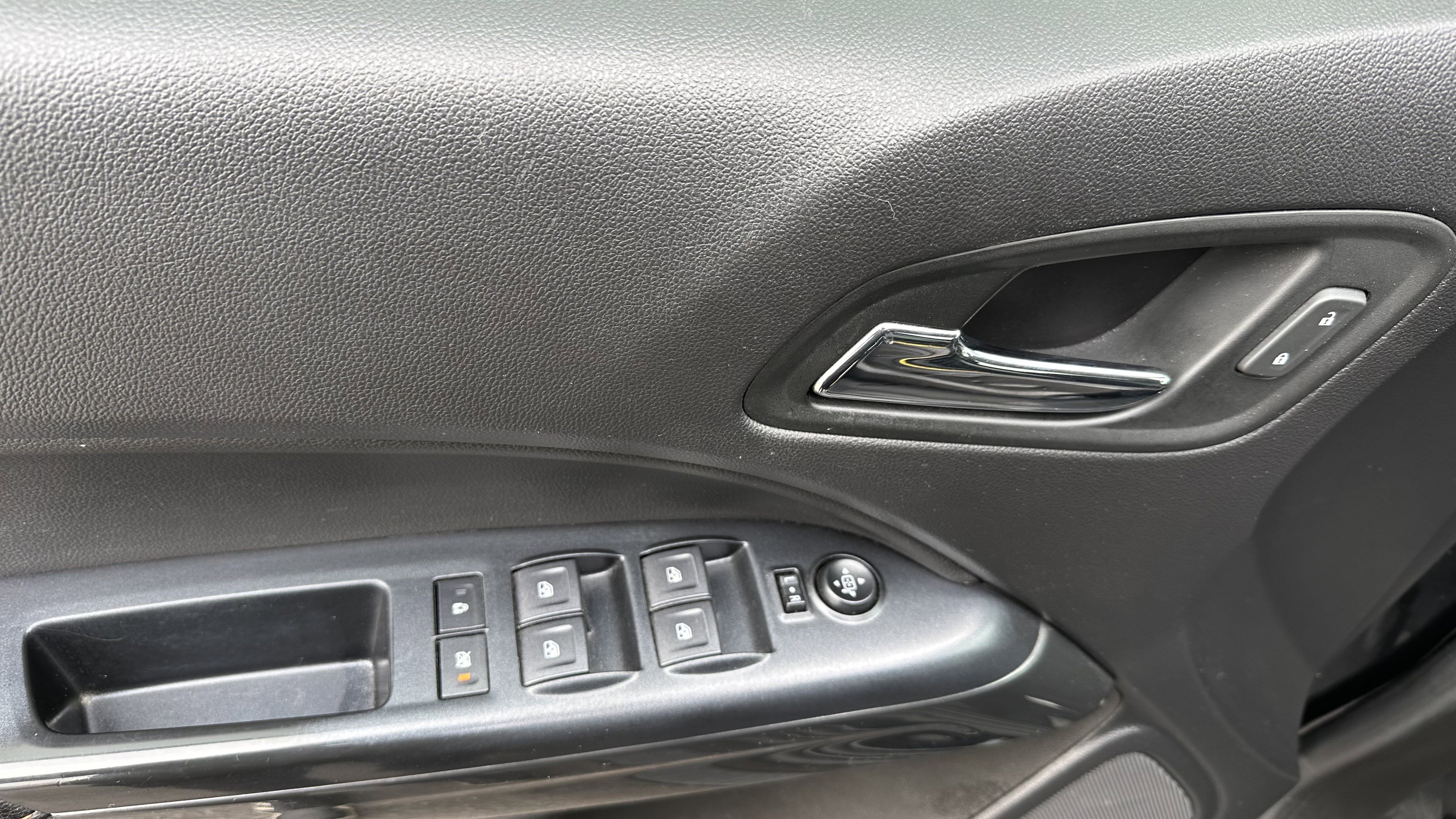 Used 2021 GMC Canyon AT4 w/ Driver Alert Package image 17