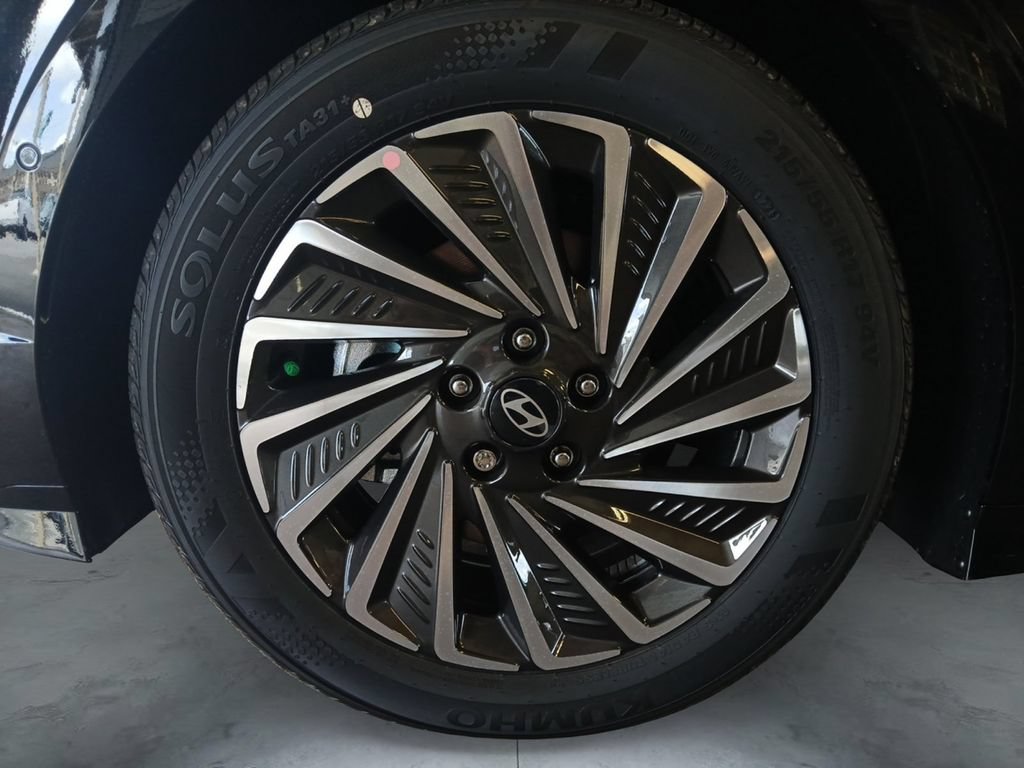 New 2026 Hyundai Sonata Limited FWD image 14