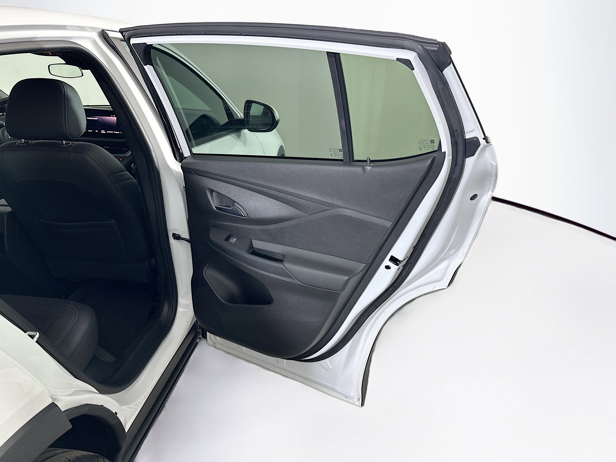 Used 2025 Buick Envista Preferred FWD image 27