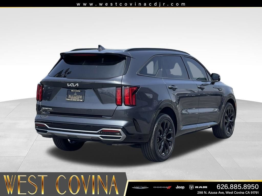 Used 2023 Kia Sorento SX FWD image 5