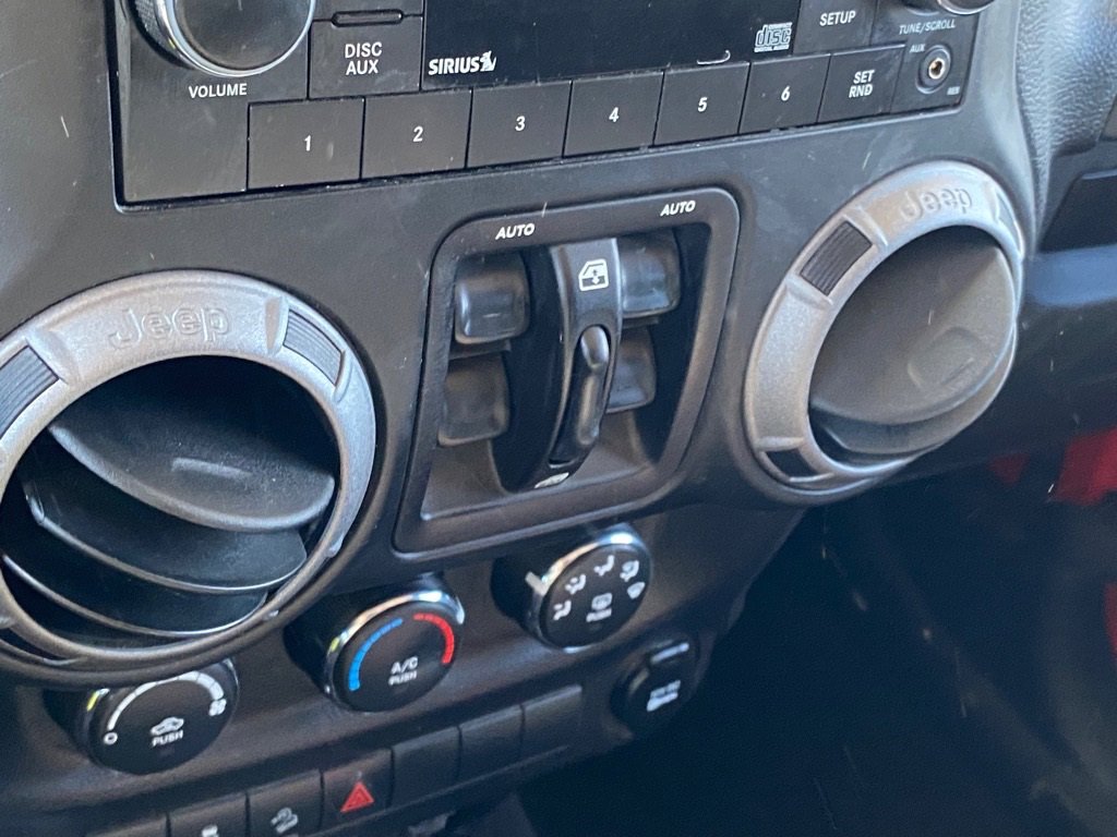 Used 2014 Jeep Wrangler Unlimited Sport w/ Quick Order Package 24S image 20