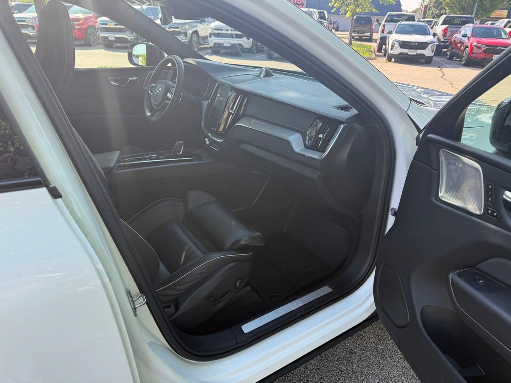 Used 2020 Volvo XC60 T8 Polestar AWD/4WD image 15