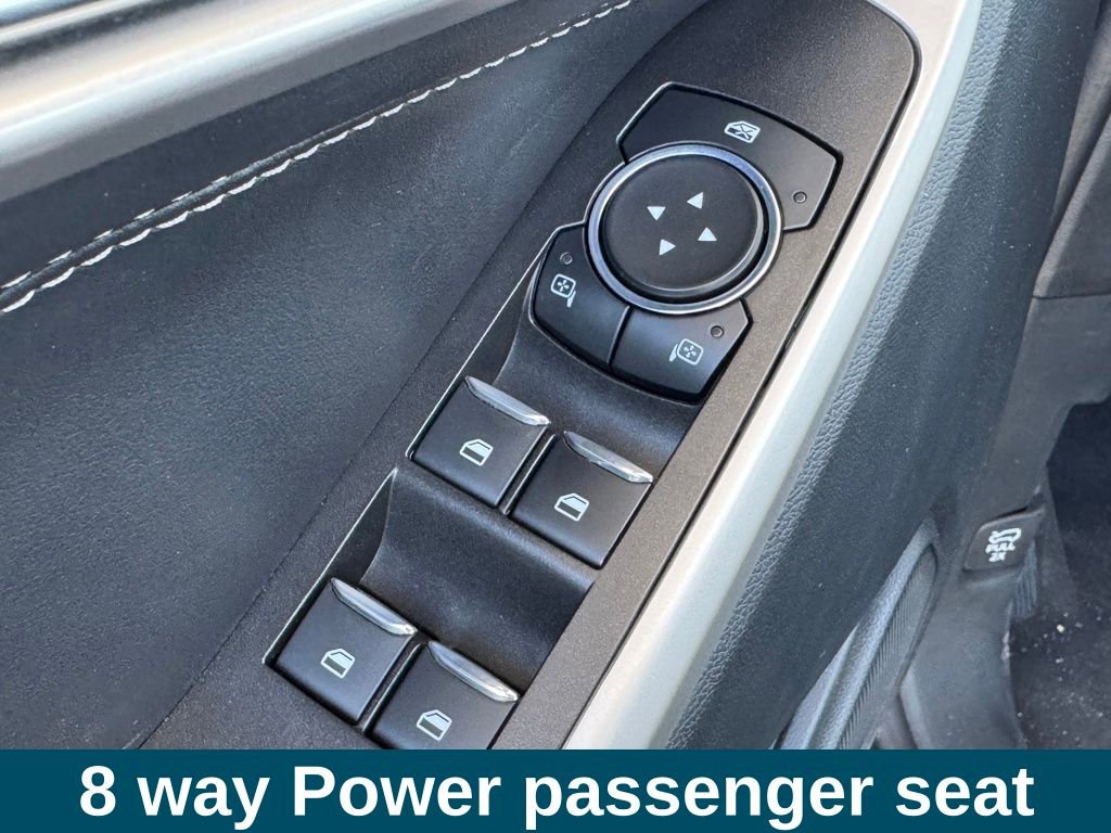 Used 2023 Ford Explorer XLT w/ Equipment Group 202A image 17