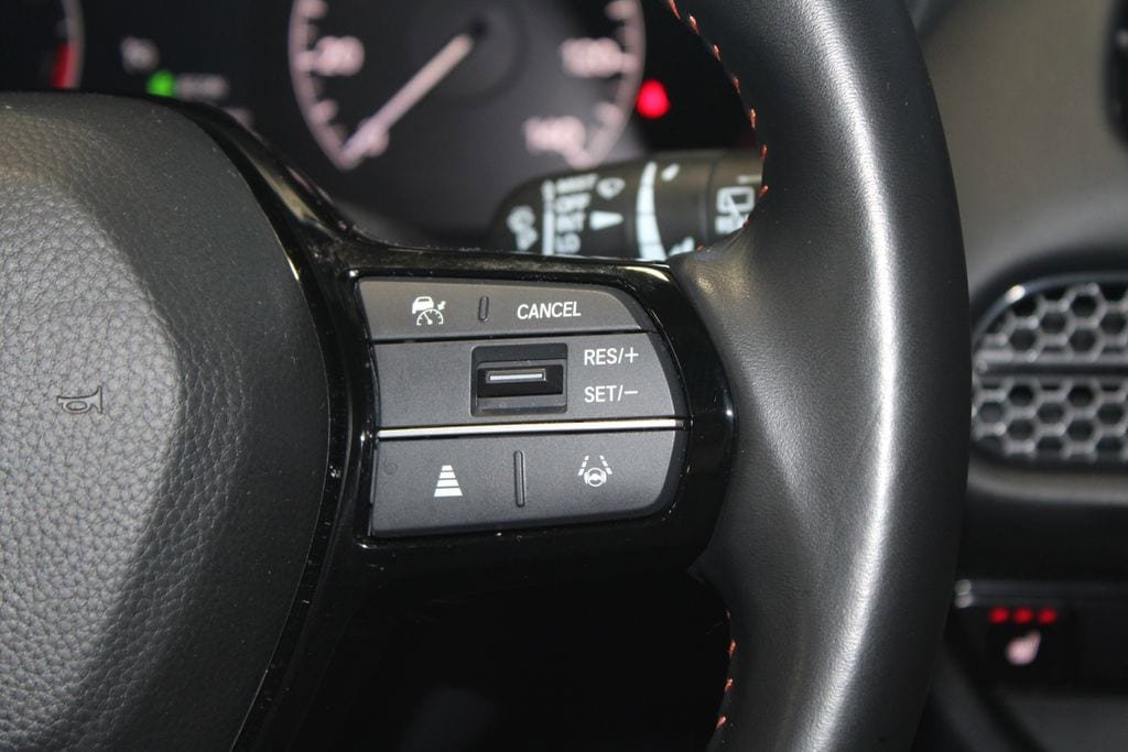 Used 2025 Honda HR-V Sport image 19