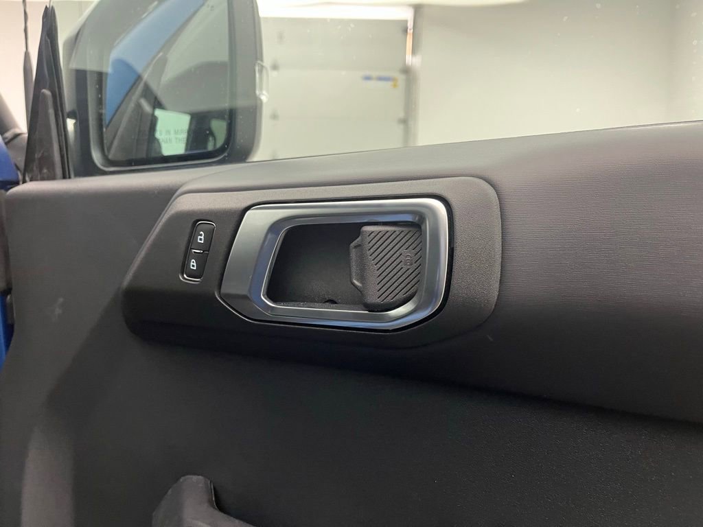 New 2025 Ford Bronco Badlands image 23