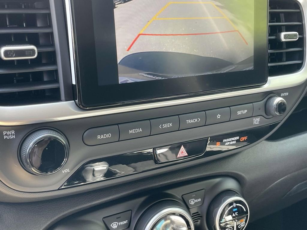 New 2025 Hyundai Venue SEL image 27