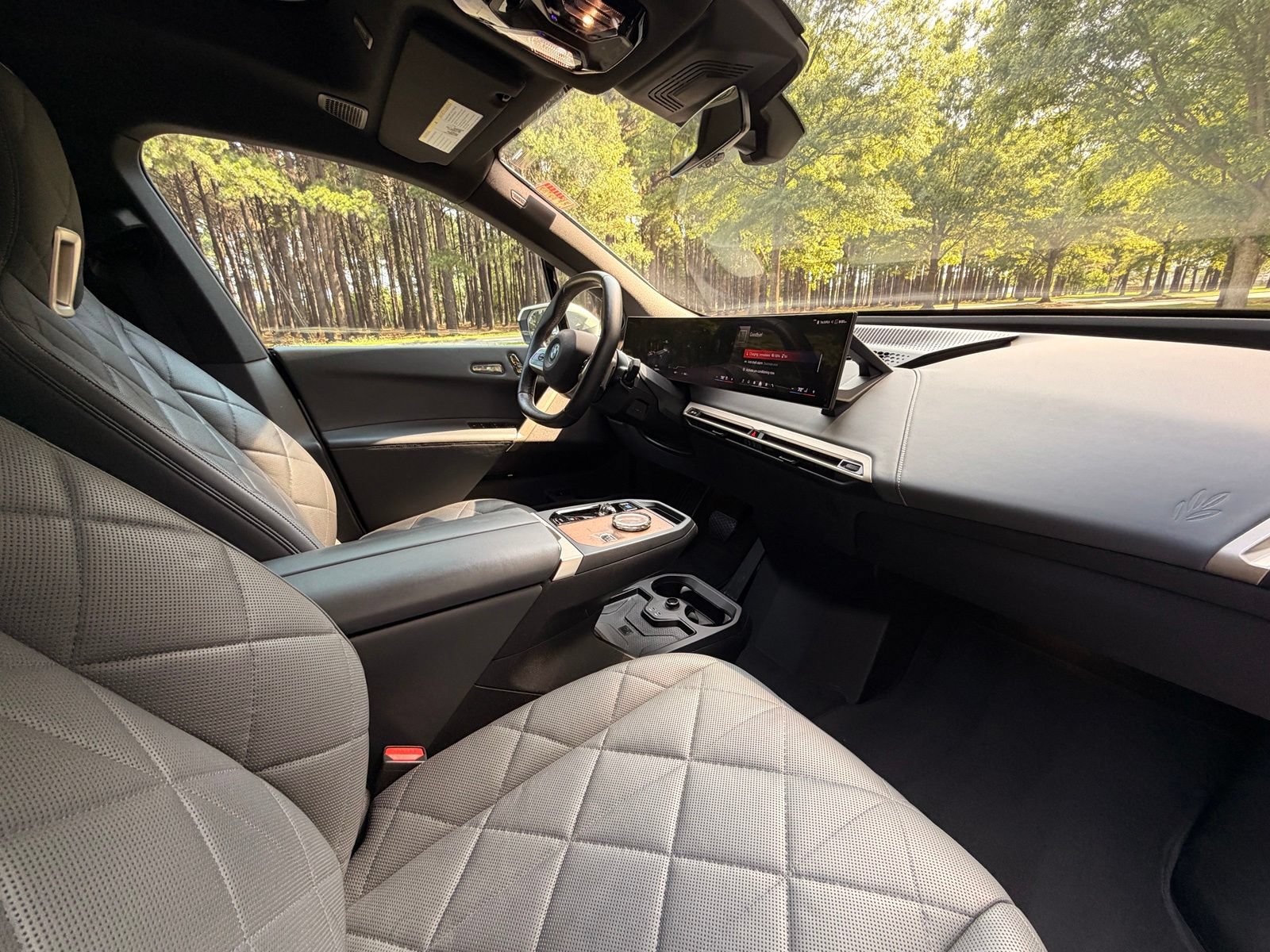Used 2024 BMW iX M60 AWD/4WD image 19