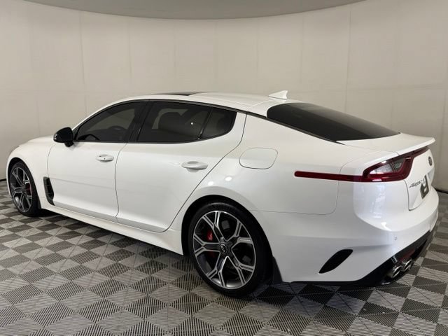 Used 2018 Kia Stinger GT2 AWD/4WD image 4
