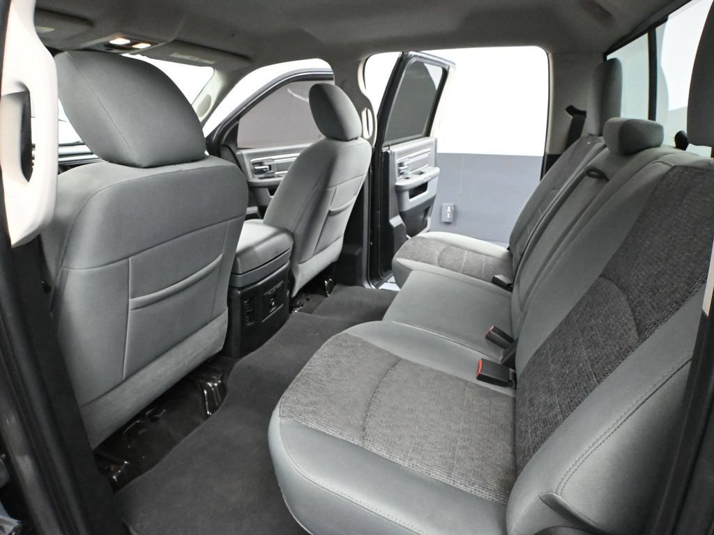 Used 2017 RAM 1500 Big Horn AWD/4WD image 29