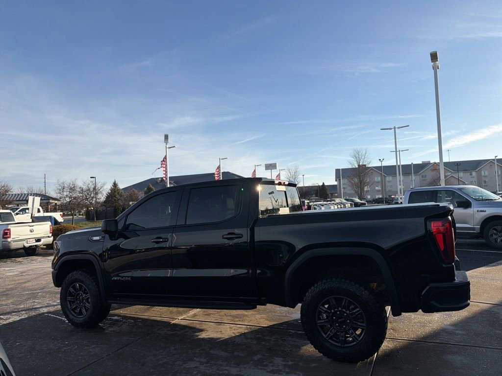 Used 2025 GMC Sierra 1500 AT4X image 4
