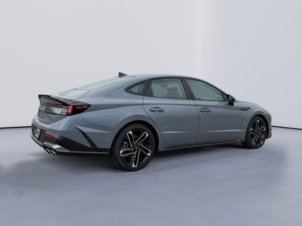 New 2025 Hyundai Sonata N Line FWD video 3