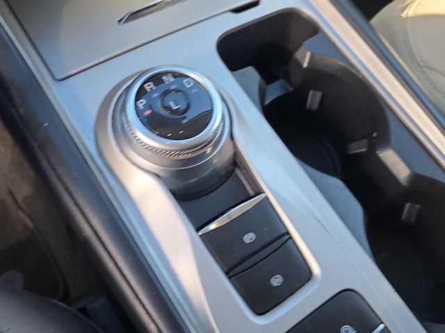 Used 2022 Ford Explorer XLT image 28