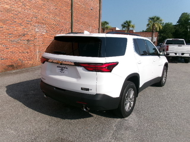 Used 2023 Chevrolet Traverse LT FWD image 3